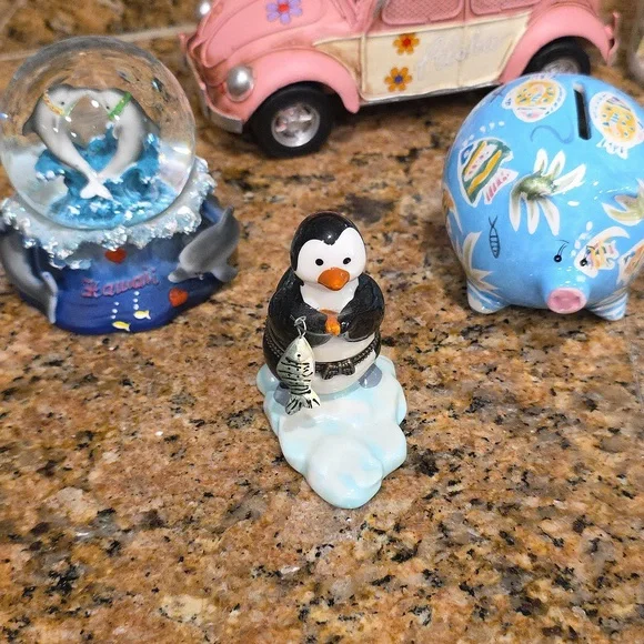 Maui Hawaii Collectibles - Picture 2 of 7